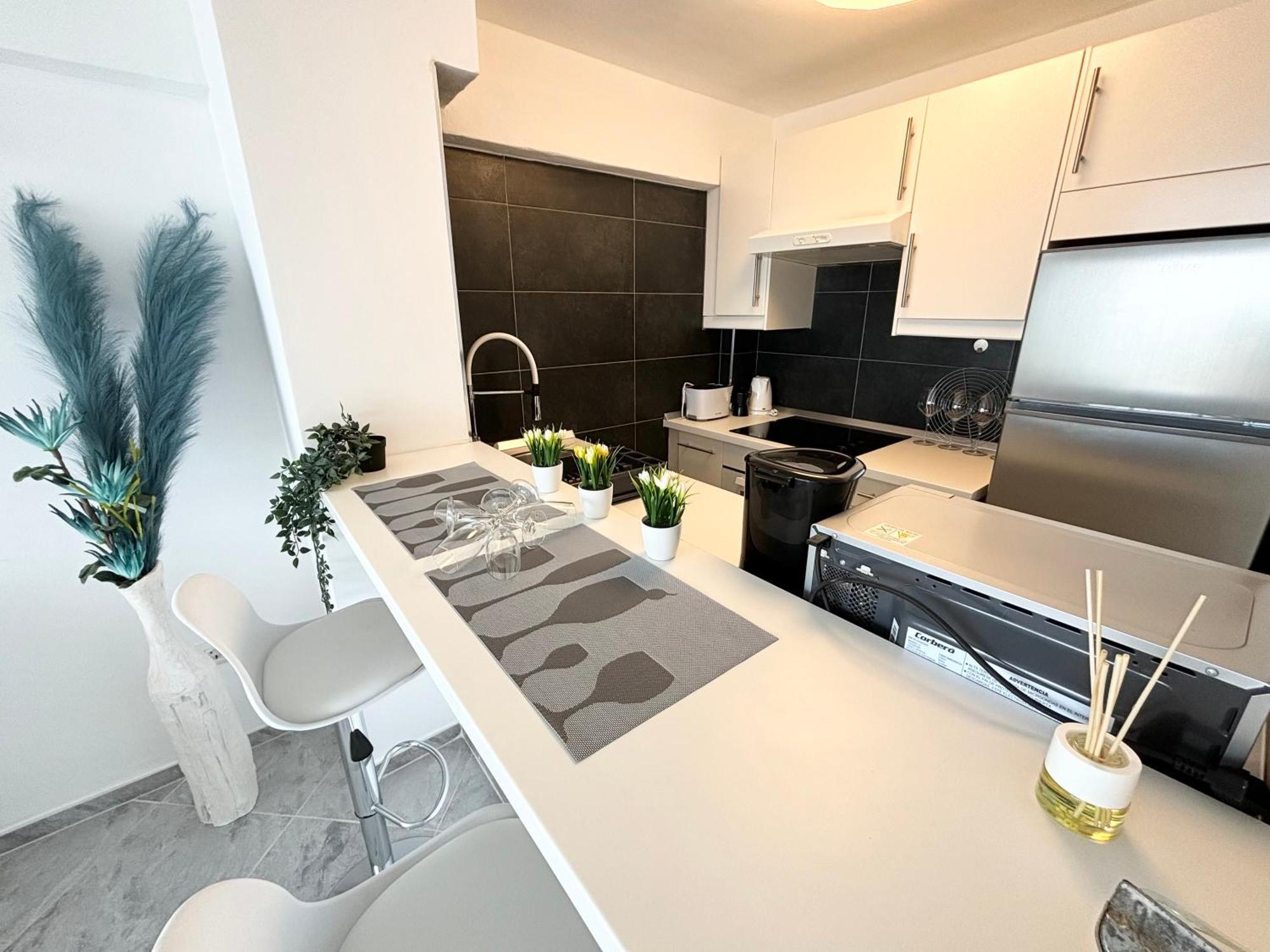 Luxury Ocean View Apartment 6Th Floor 로스크리스티아노스 외부 사진